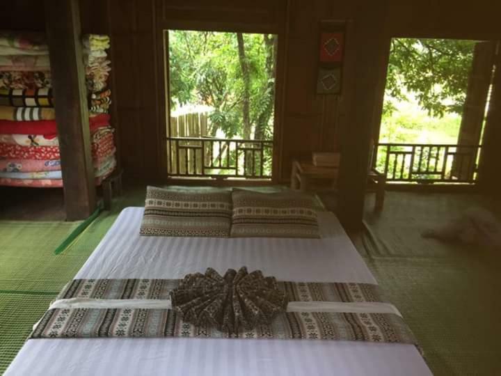 Linh Soi Homestay Mai Chau Exteriör bild